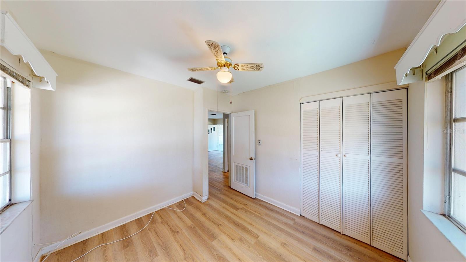 3302 W PAXTON AVE — photo 19