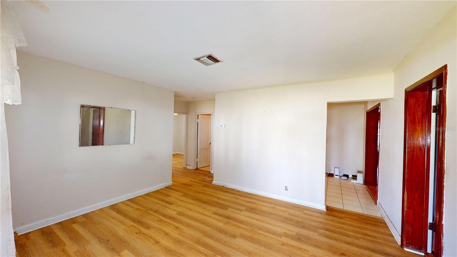 3302 W PAXTON AVE — photo 3