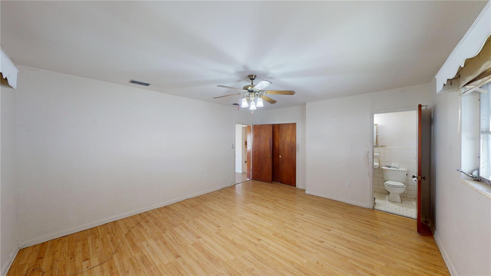 3302 W PAXTON AVE — photo 6