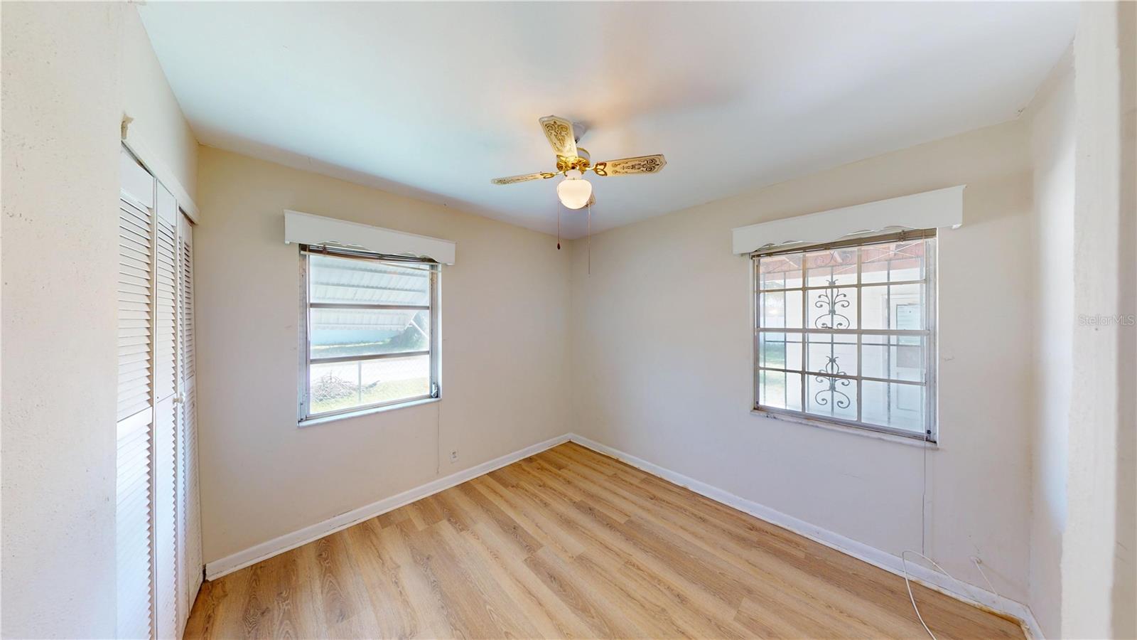 3302 W PAXTON AVE — photo 18