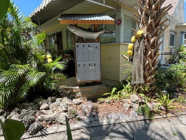 712 7TH ST N — photo 2