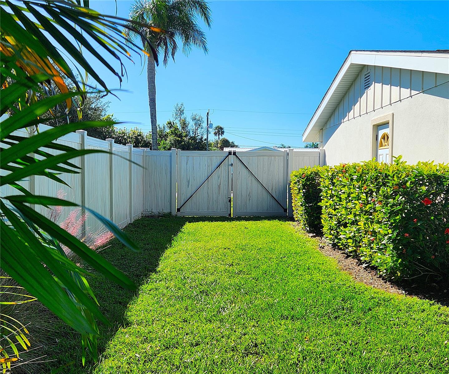 3143 LOCKWOOD TER — photo 54