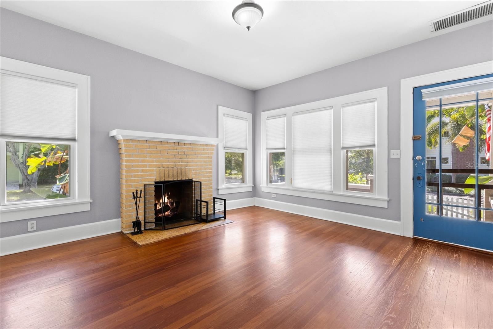 165 11TH AVE NE — photo 5