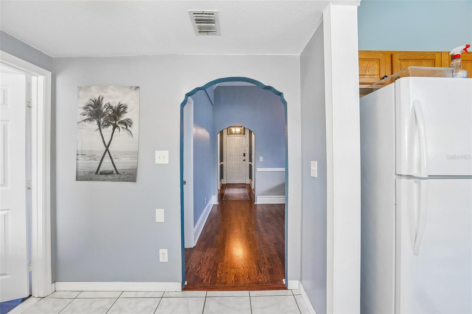 2318 W CORDELIA ST — photo 11