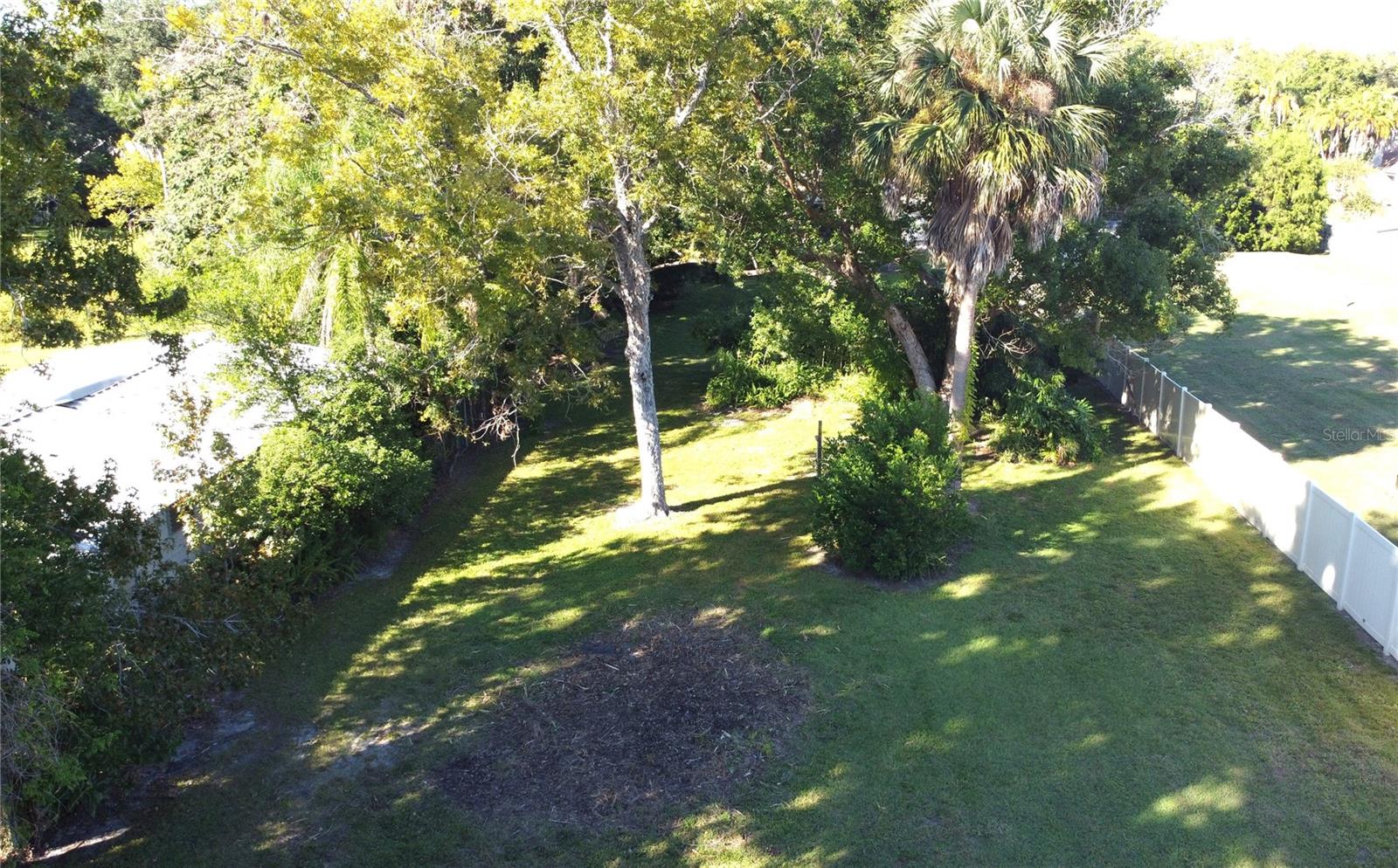 3831 HUDSON LN — photo 28