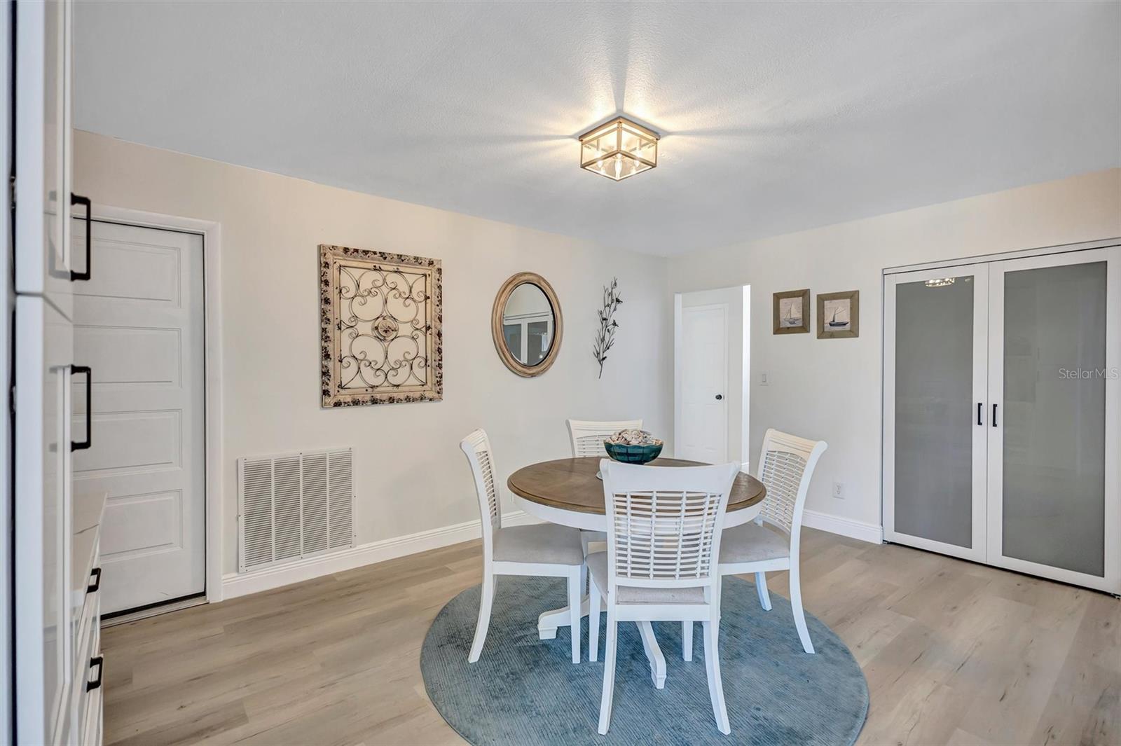 563 LEWIS BLVD SE — photo 10