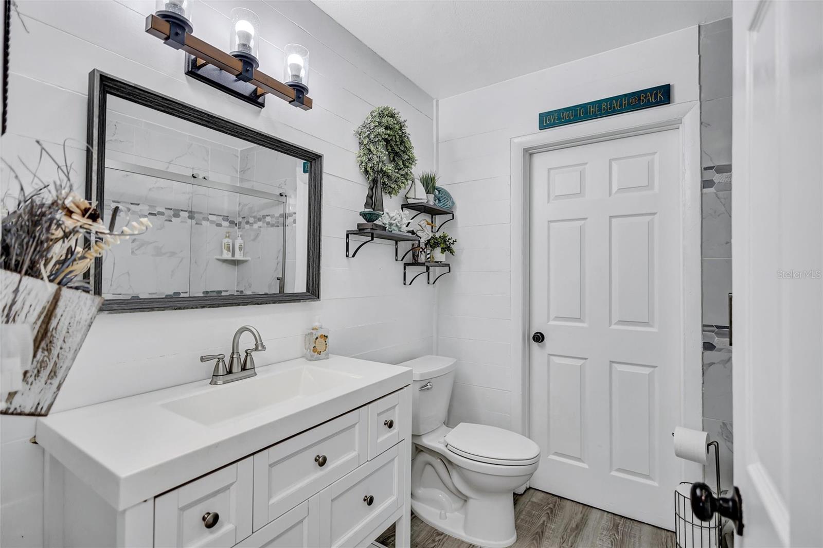 563 LEWIS BLVD SE — photo 17
