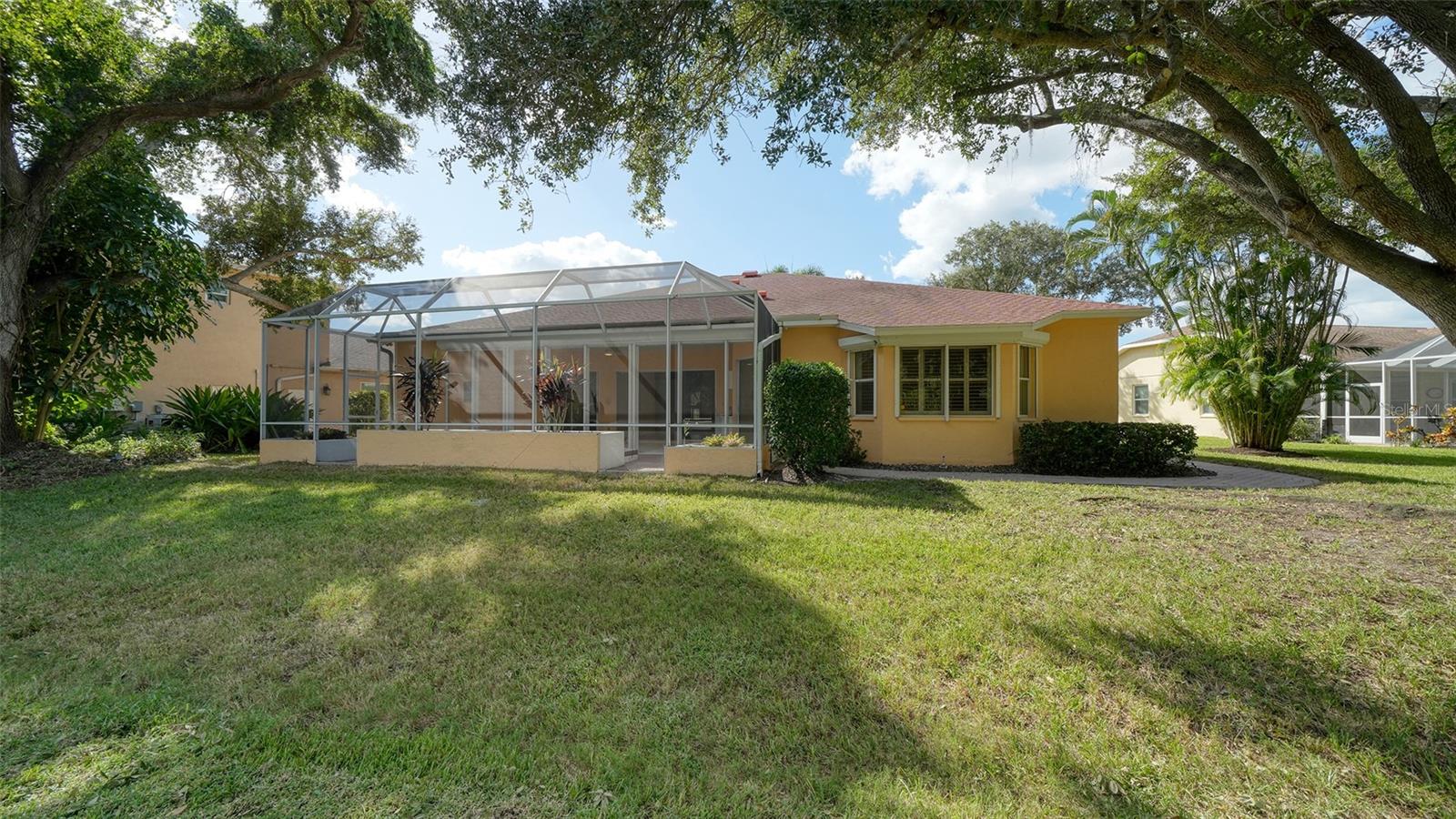 9488 HAWKSMOOR LN — photo 31