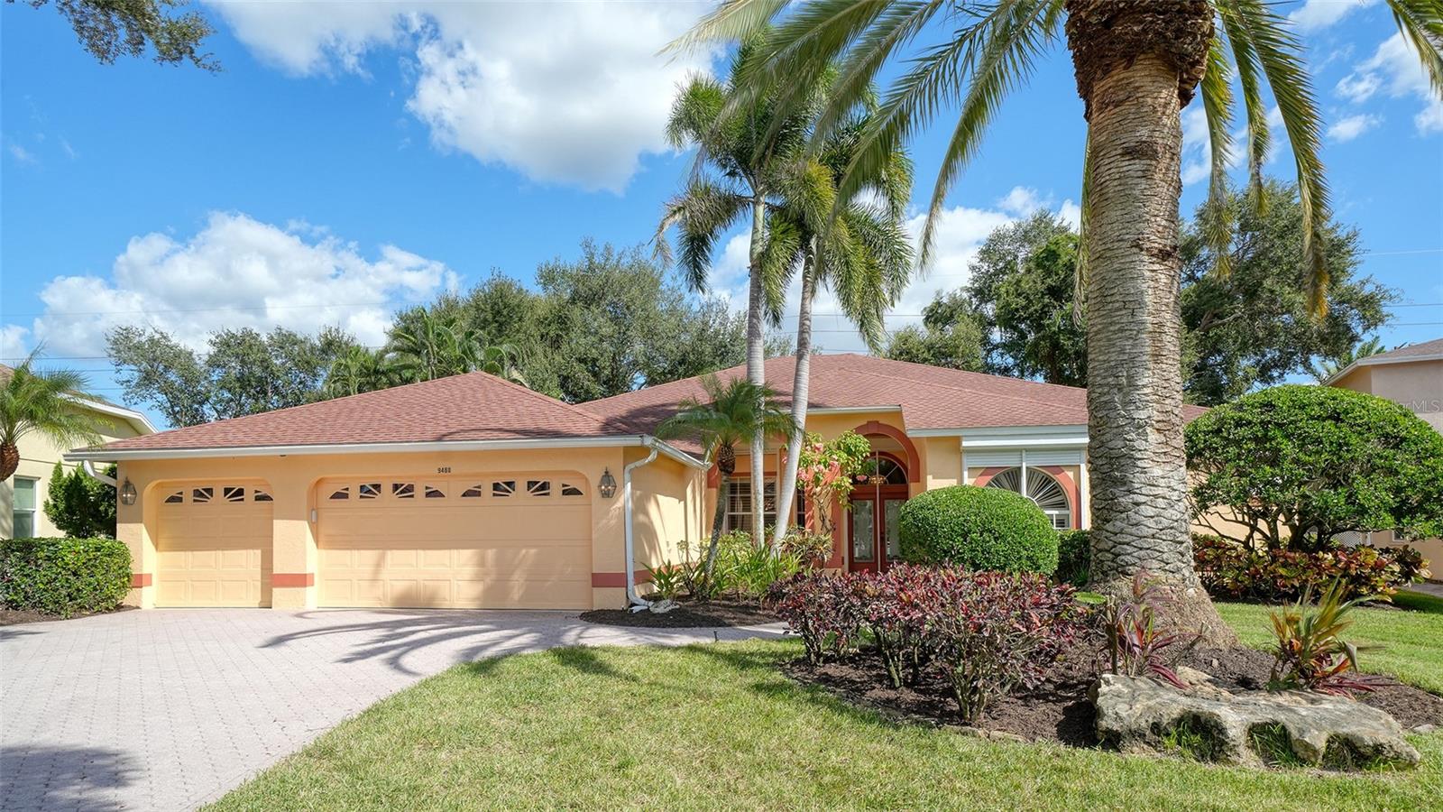 9488 HAWKSMOOR LN — photo 4