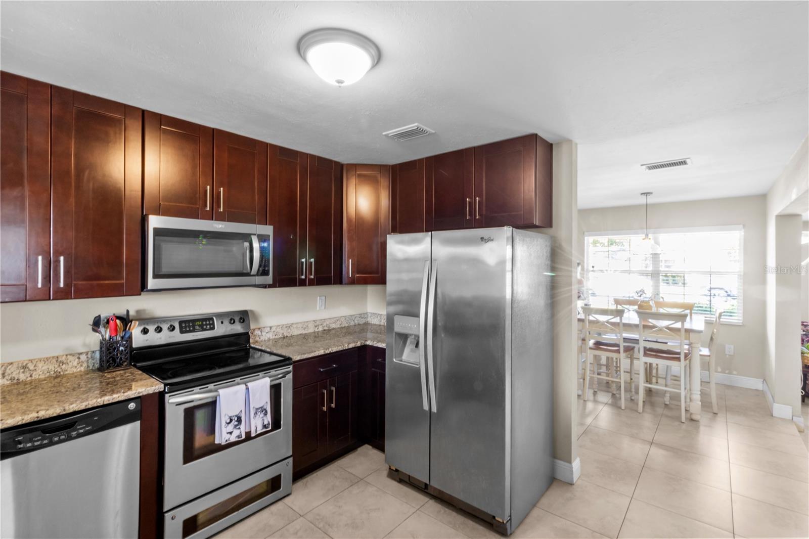 4704 W BAY AVE — photo 12