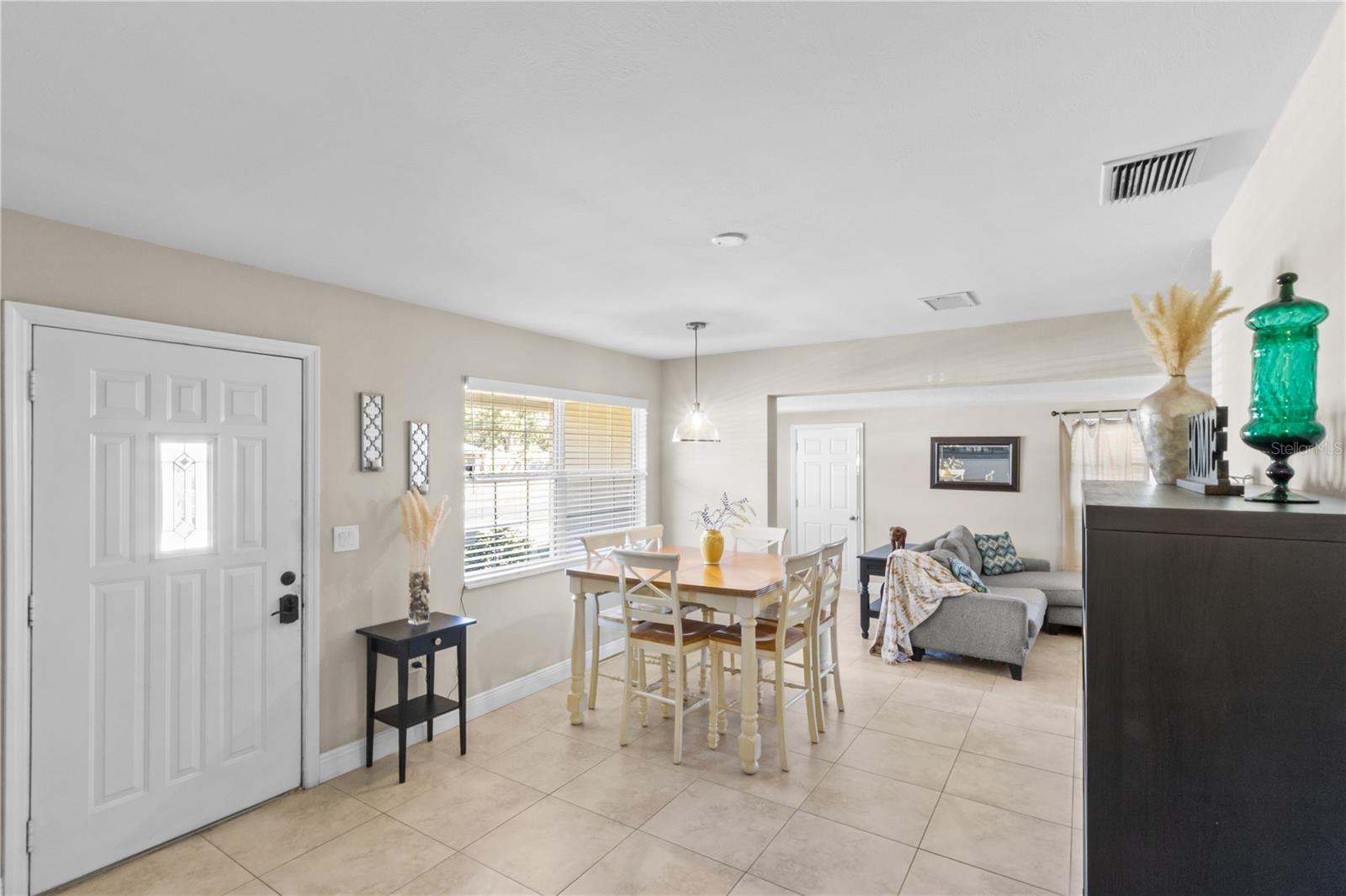 4704 W BAY AVE — photo 4