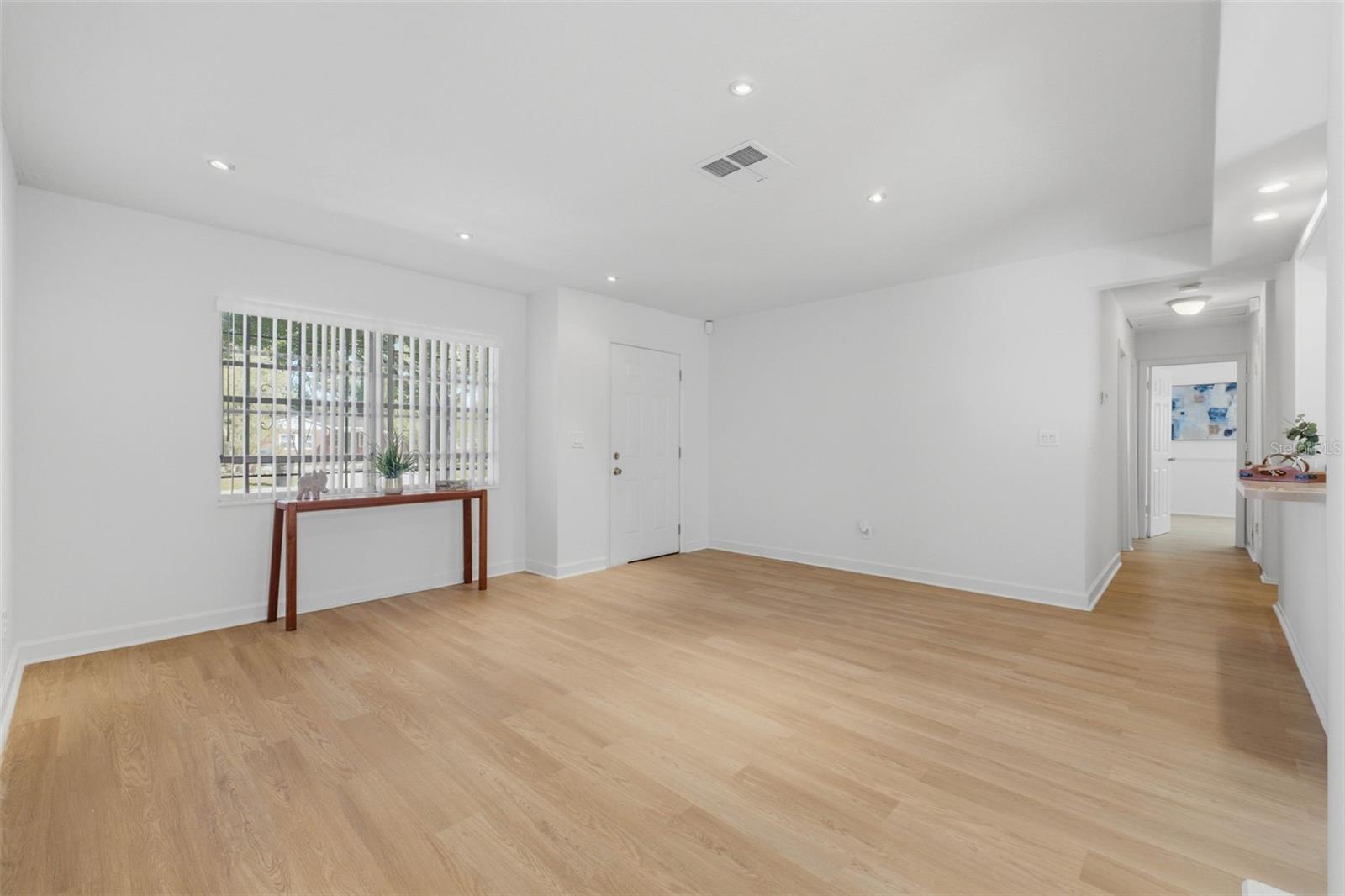 3010 EMERSON AVE S — photo 9