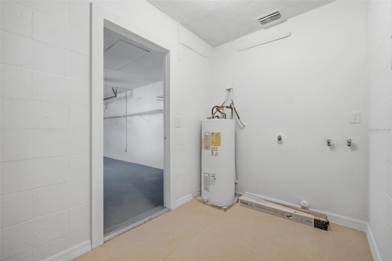 3010 EMERSON AVE S — photo 43