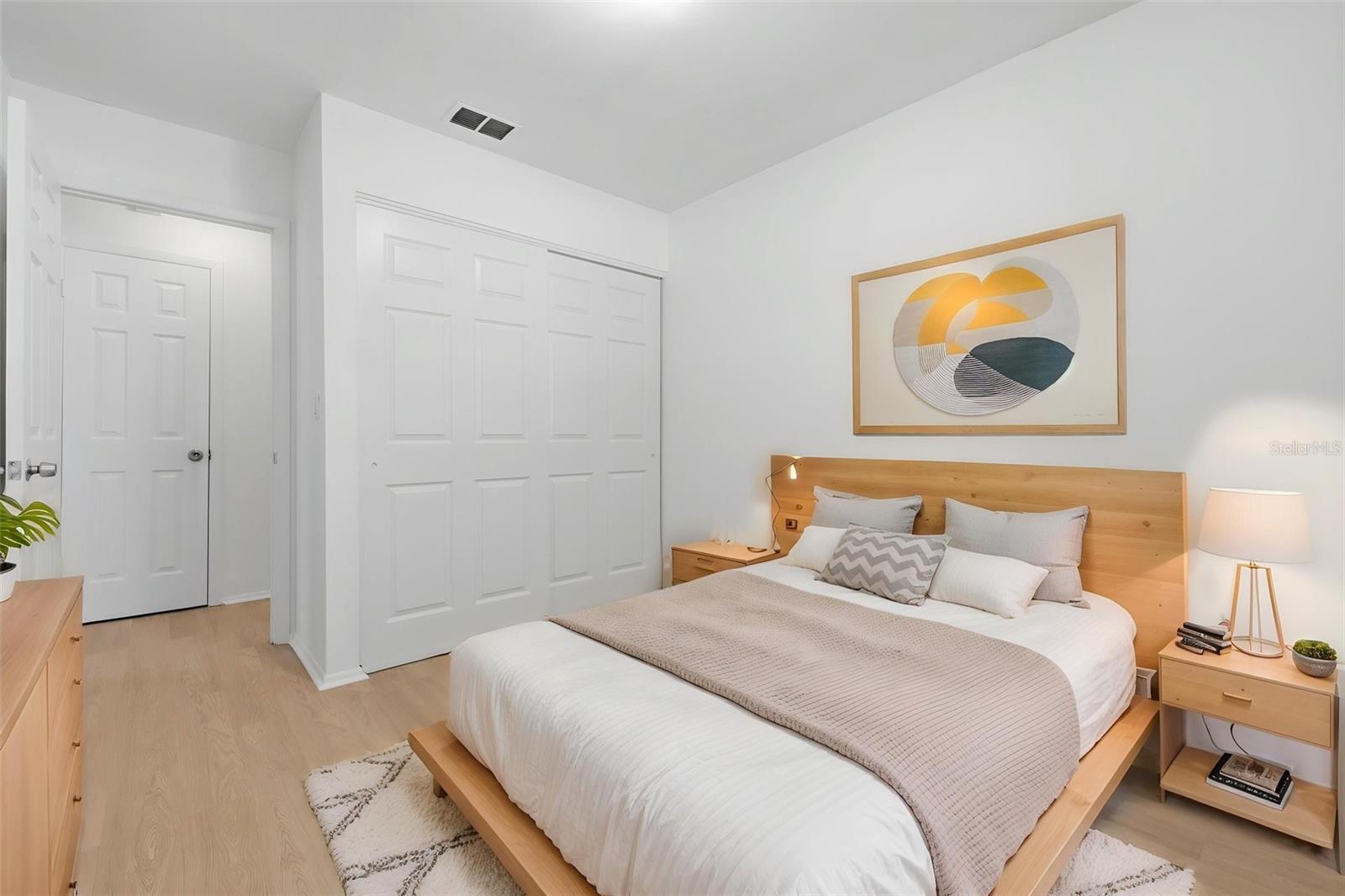 3010 EMERSON AVE S — photo 27