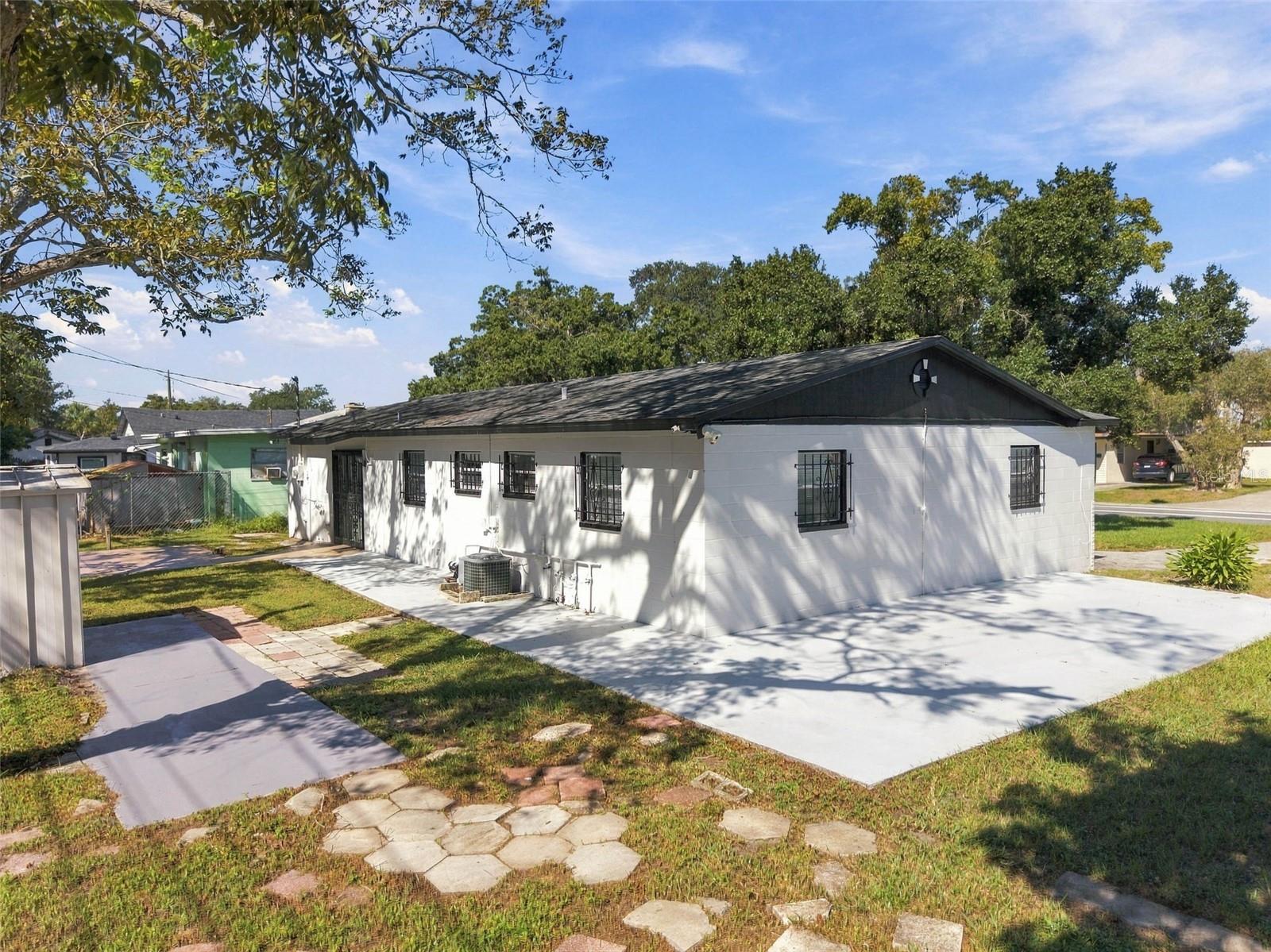 3010 EMERSON AVE S — photo 48