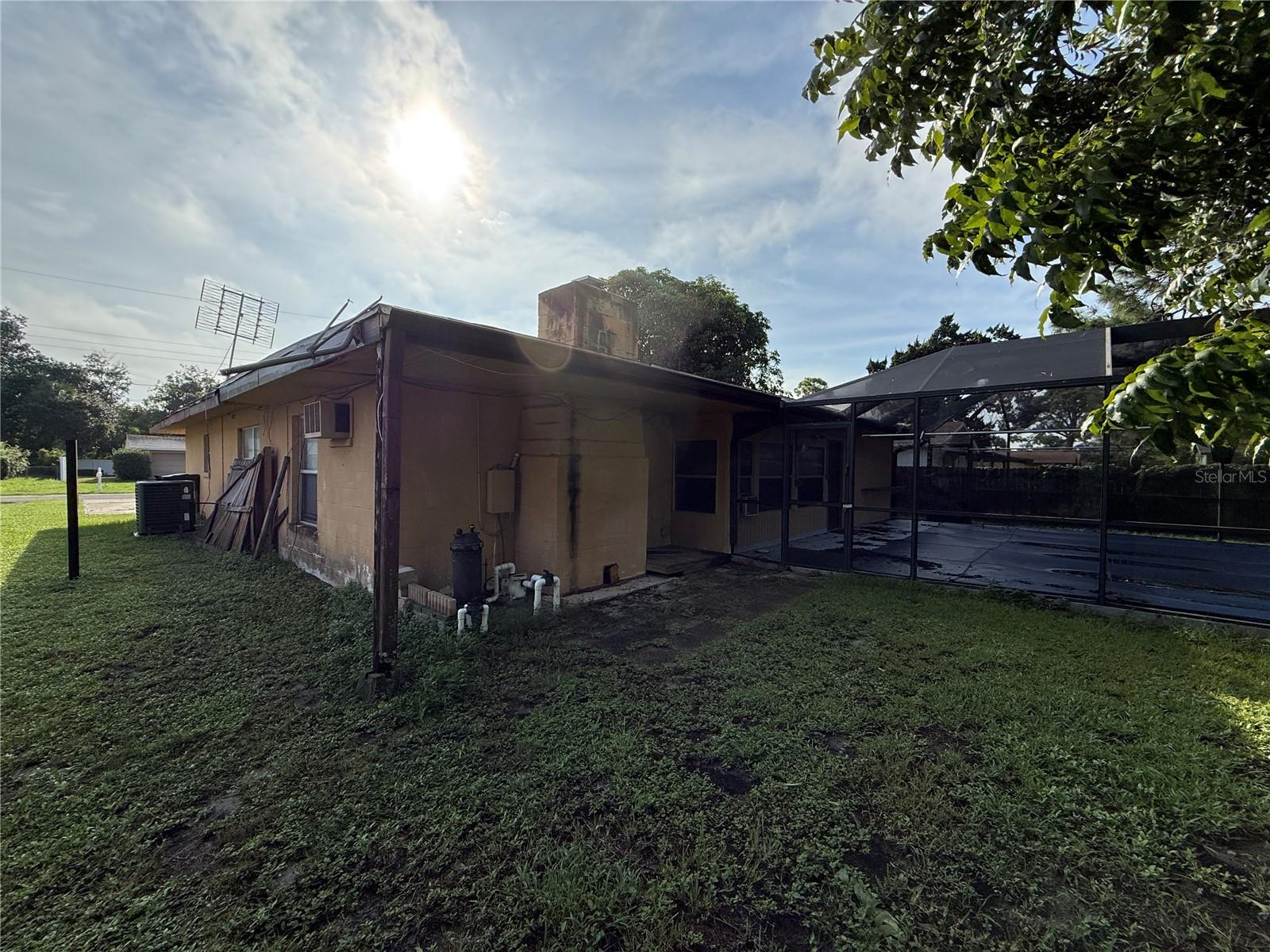 5528 20TH ST W — photo 25