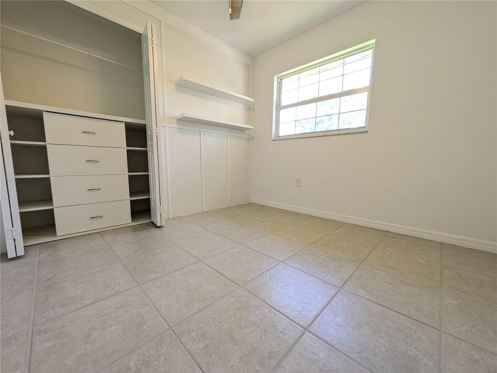 1133 RUSSELL AVE — photo 13