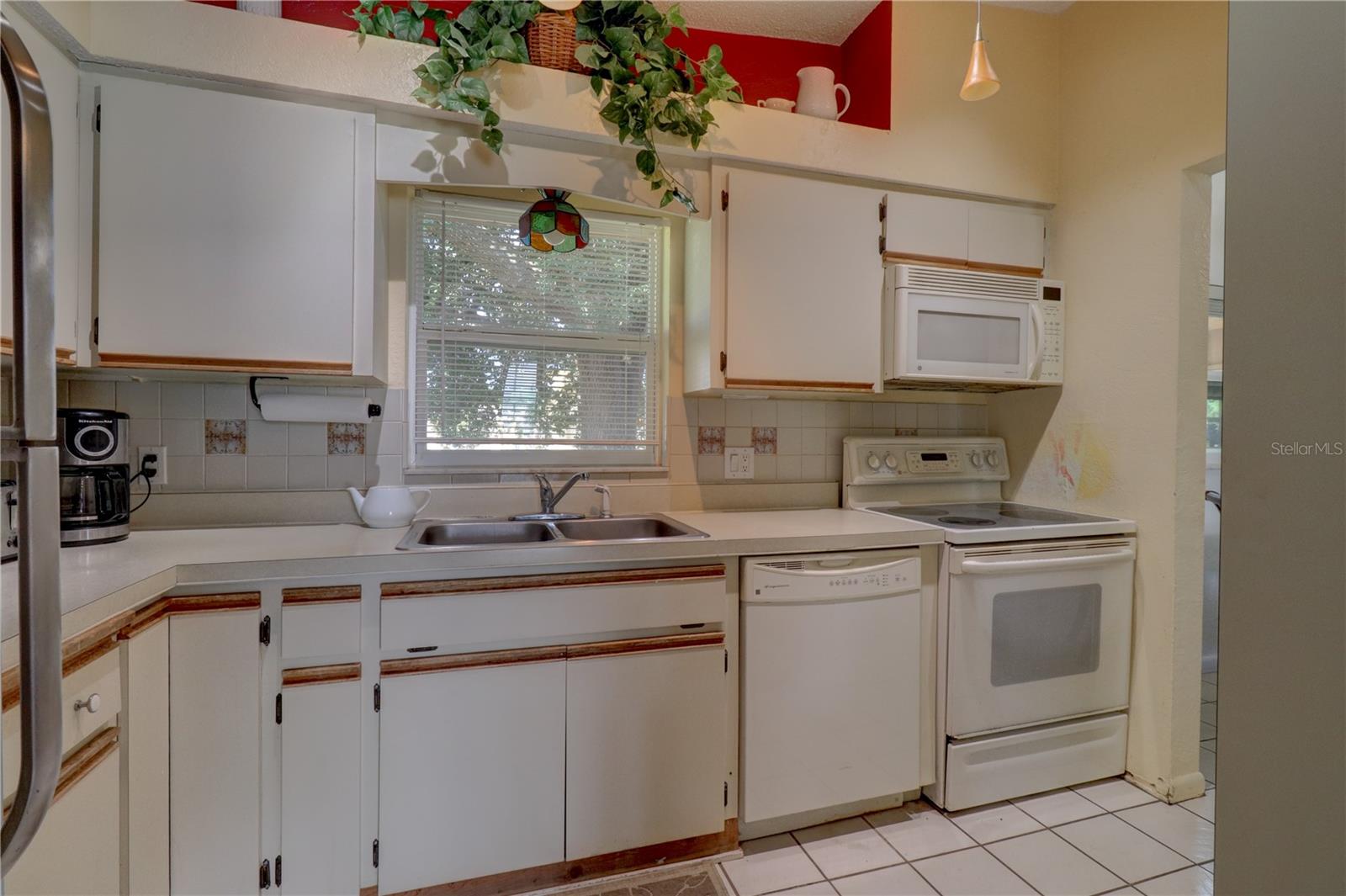6356 SAFFORD TER — photo 15