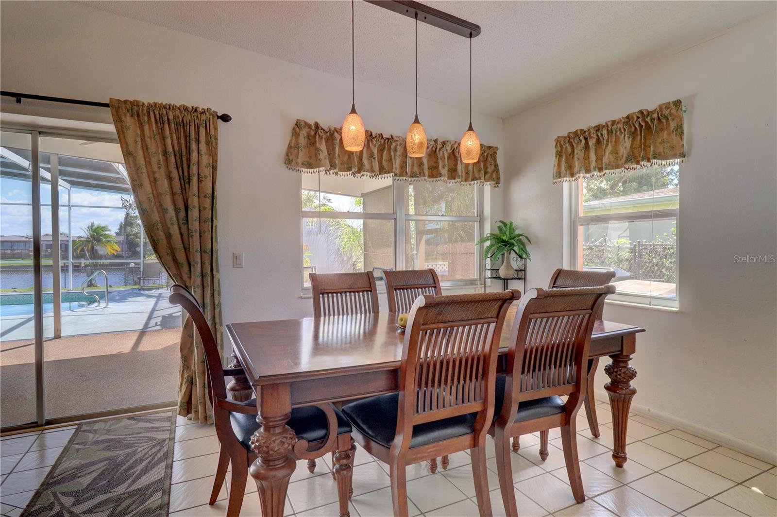 6356 SAFFORD TER — photo 18