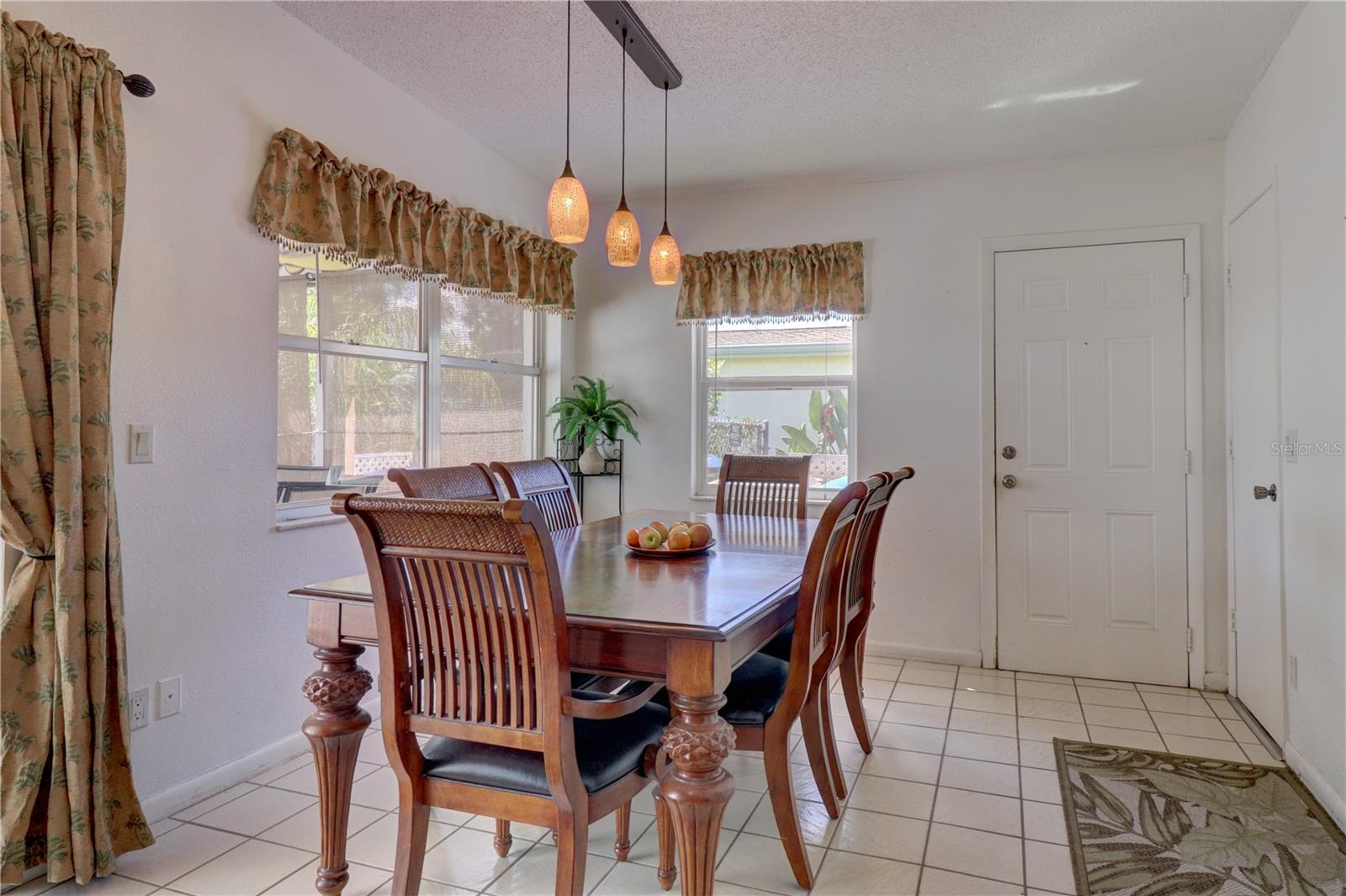 6356 SAFFORD TER — photo 19
