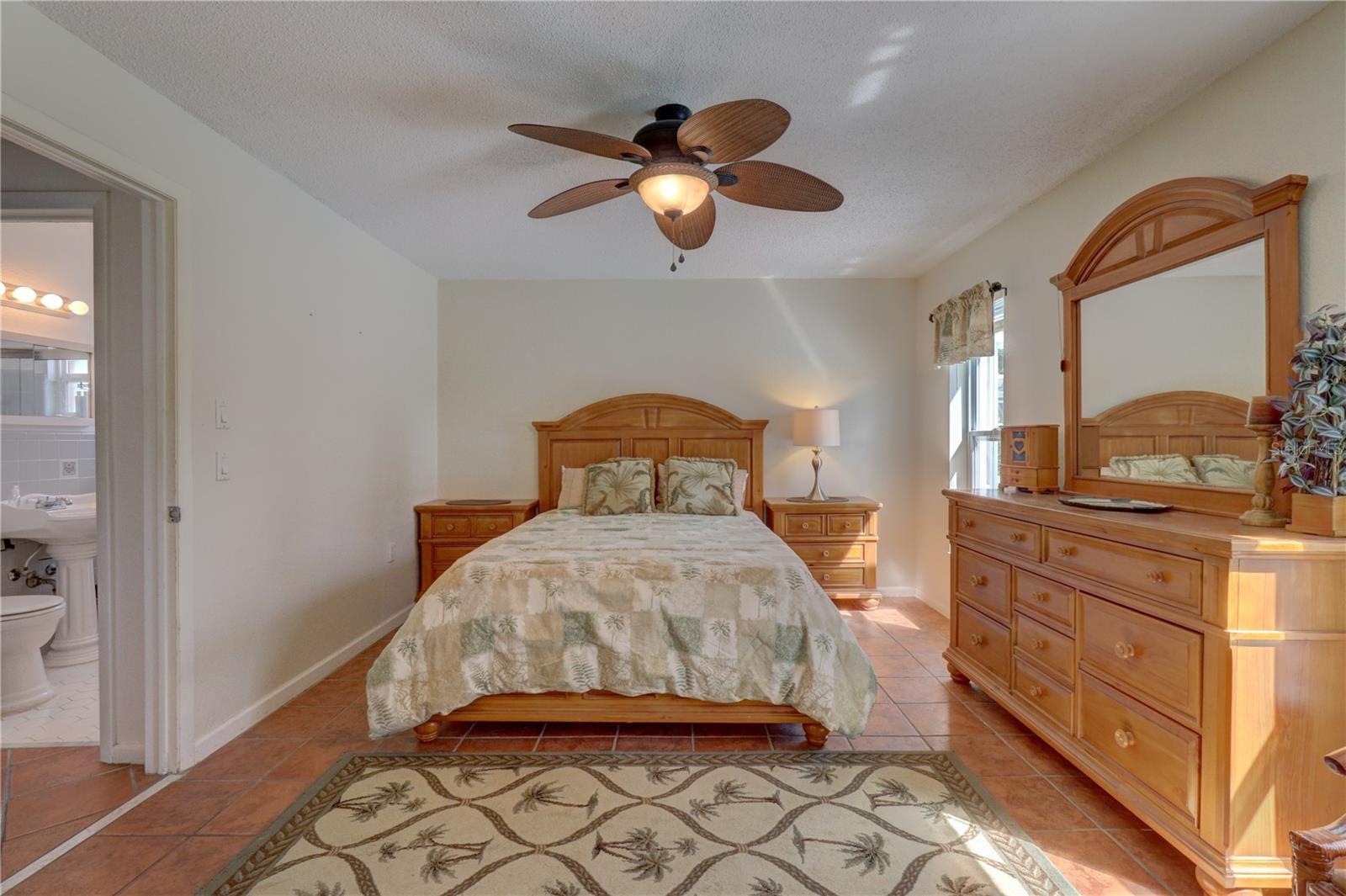 6356 SAFFORD TER — photo 21