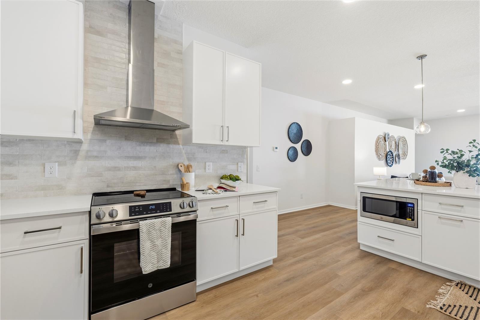 10416 MEADOW SPRING DR — photo 9