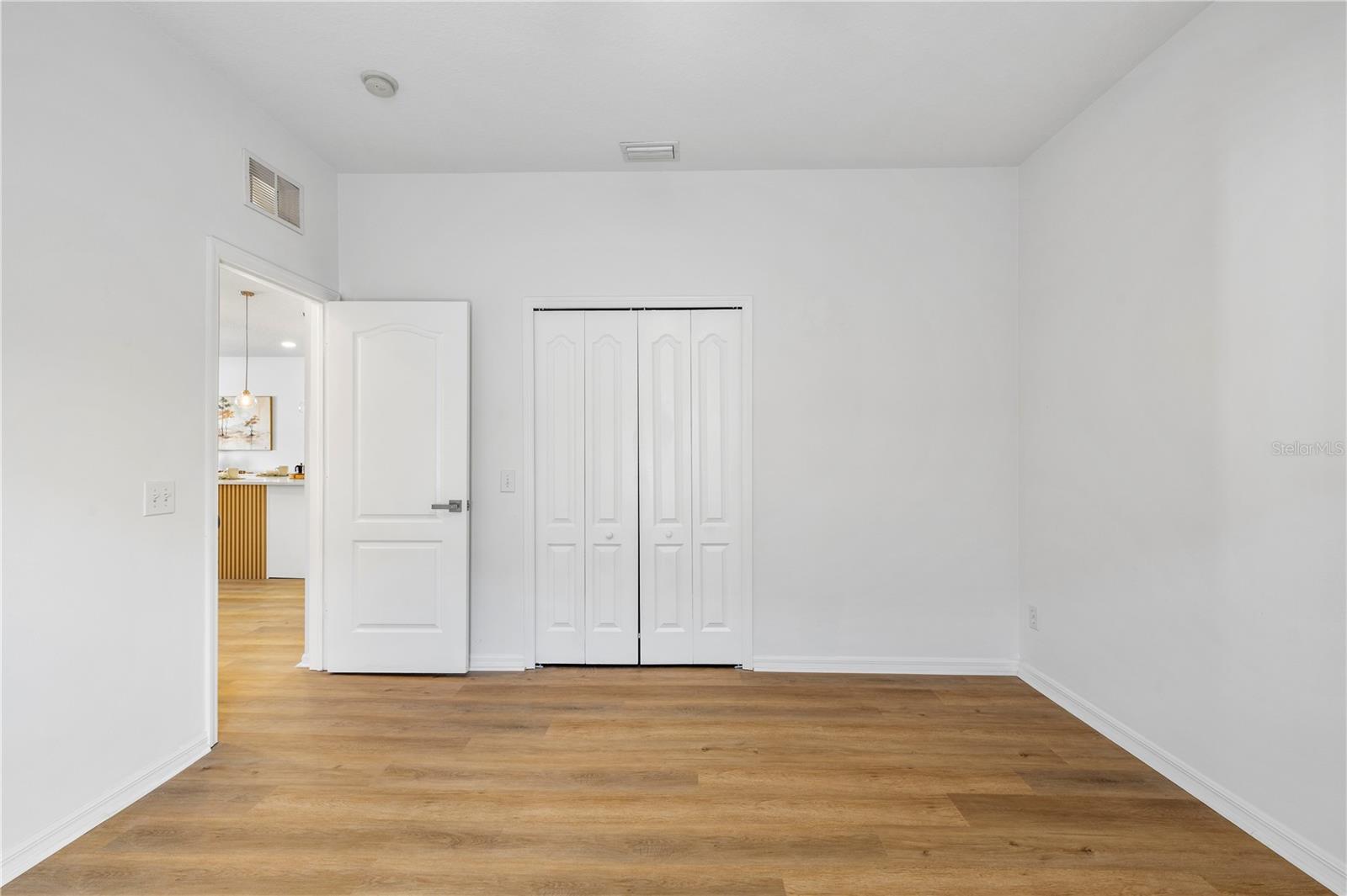 10416 MEADOW SPRING DR — photo 33