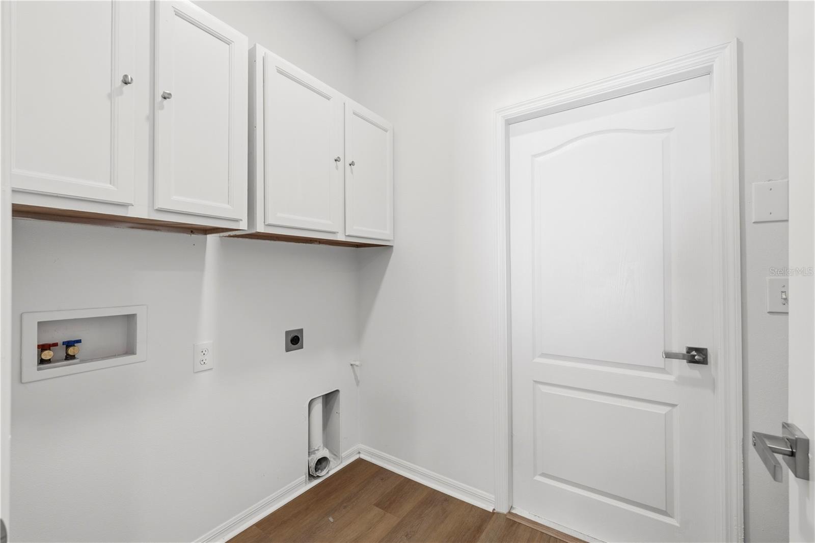 10416 MEADOW SPRING DR — photo 41
