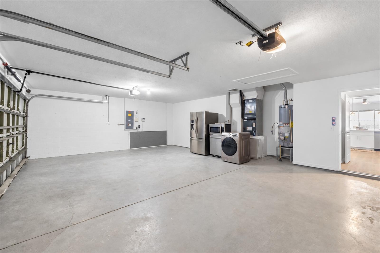 10416 MEADOW SPRING DR — photo 45