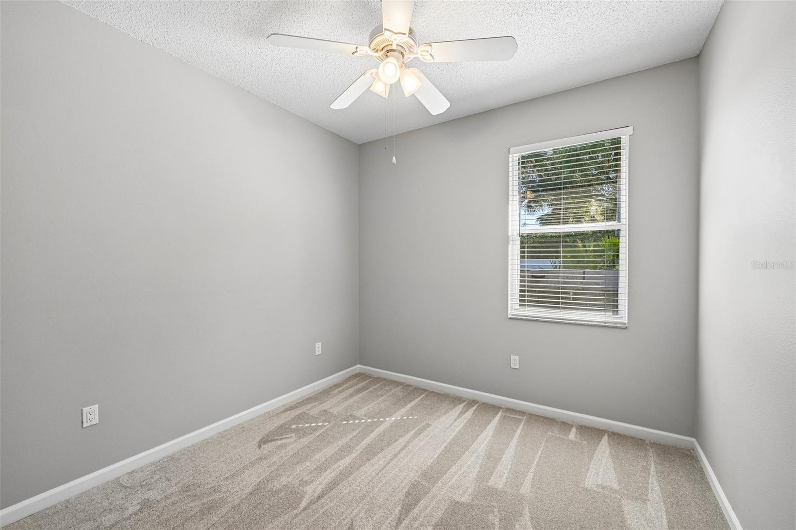 817 TALLGRASS LN — photo 23