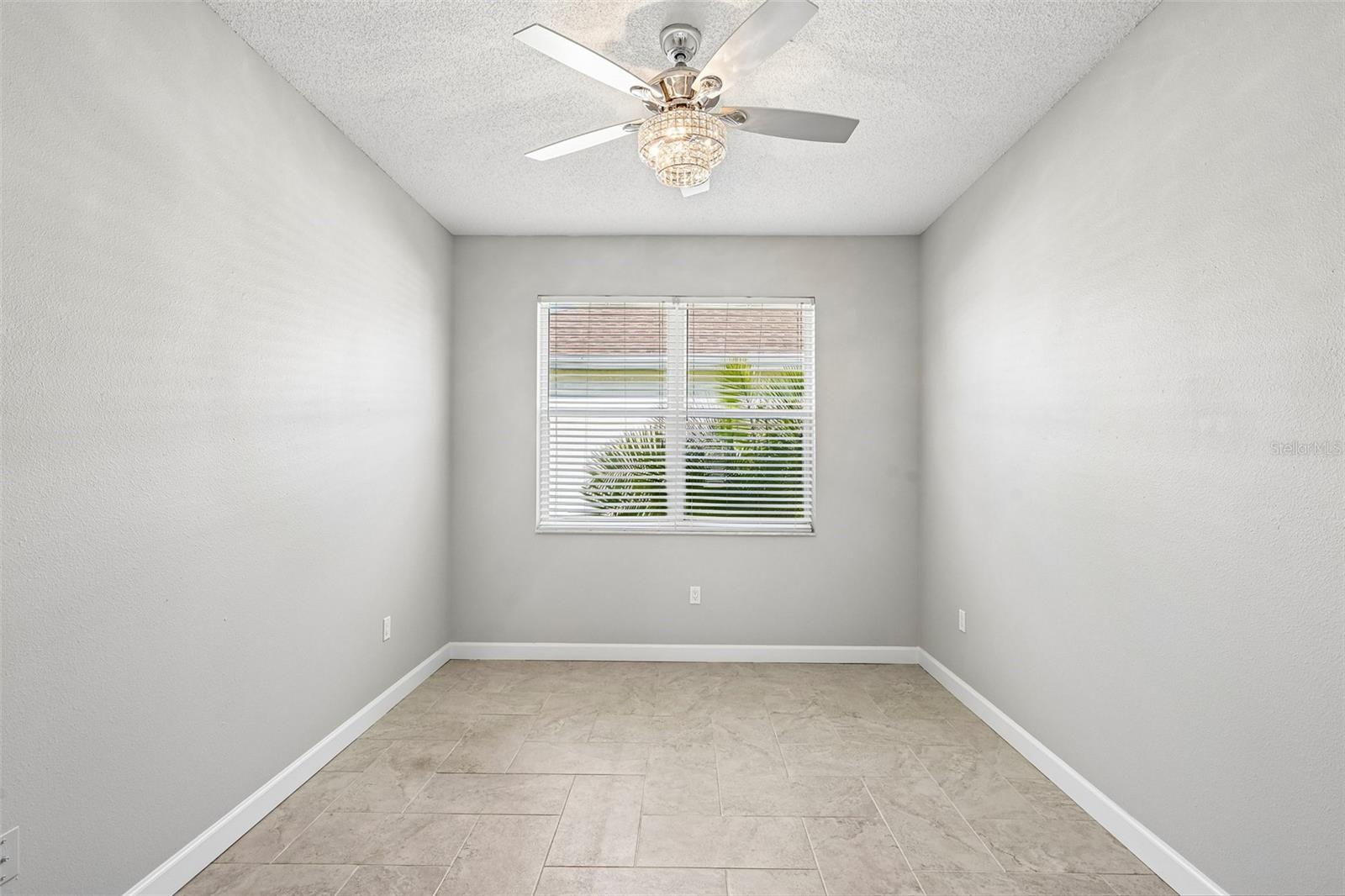 817 TALLGRASS LN — photo 12