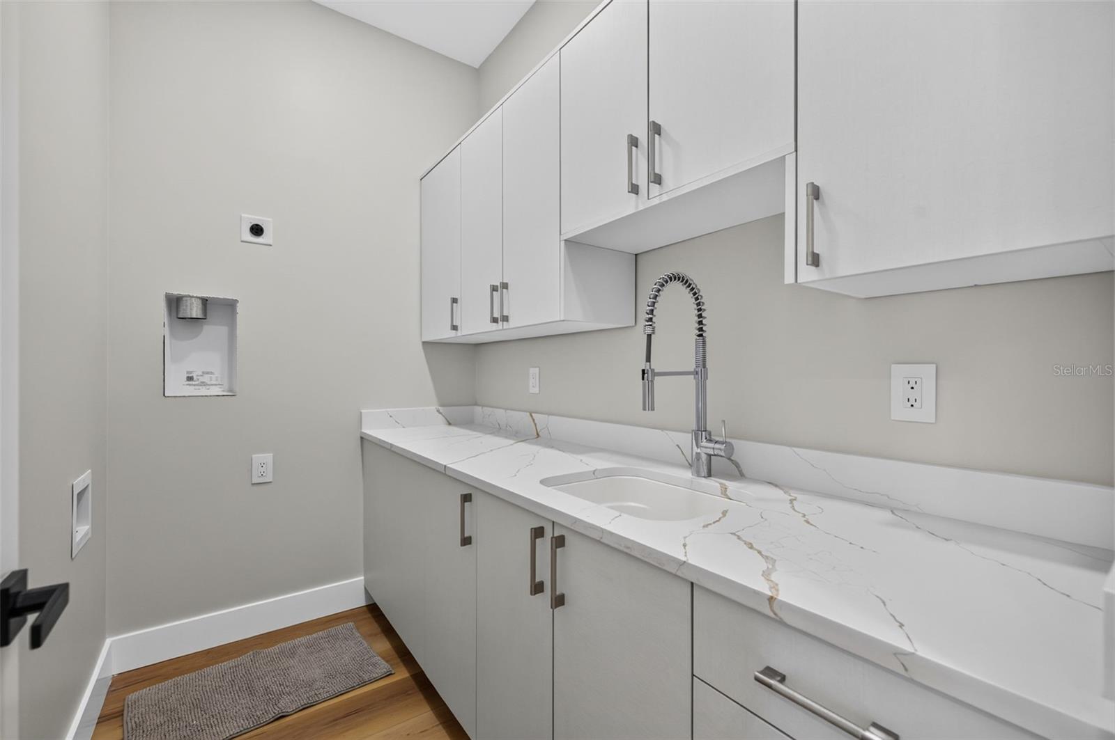 4219 W BAY VIEW AVE — photo 41