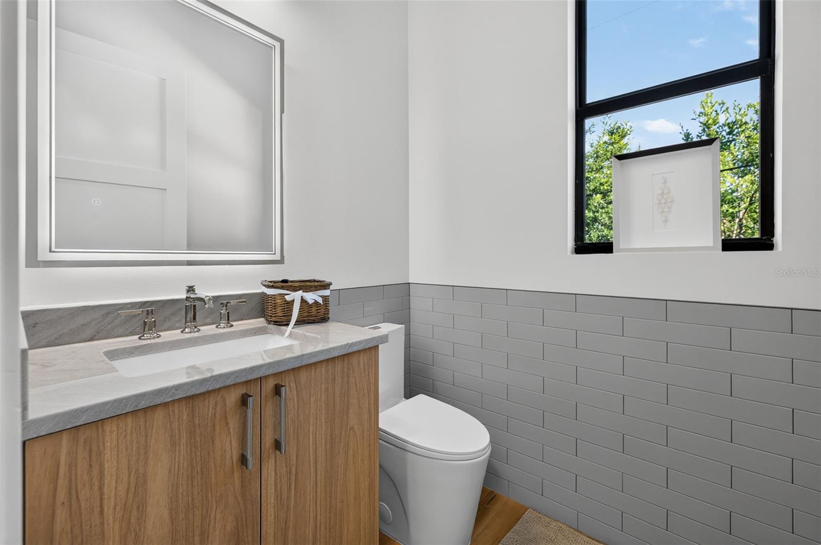4219 W BAY VIEW AVE — photo 34