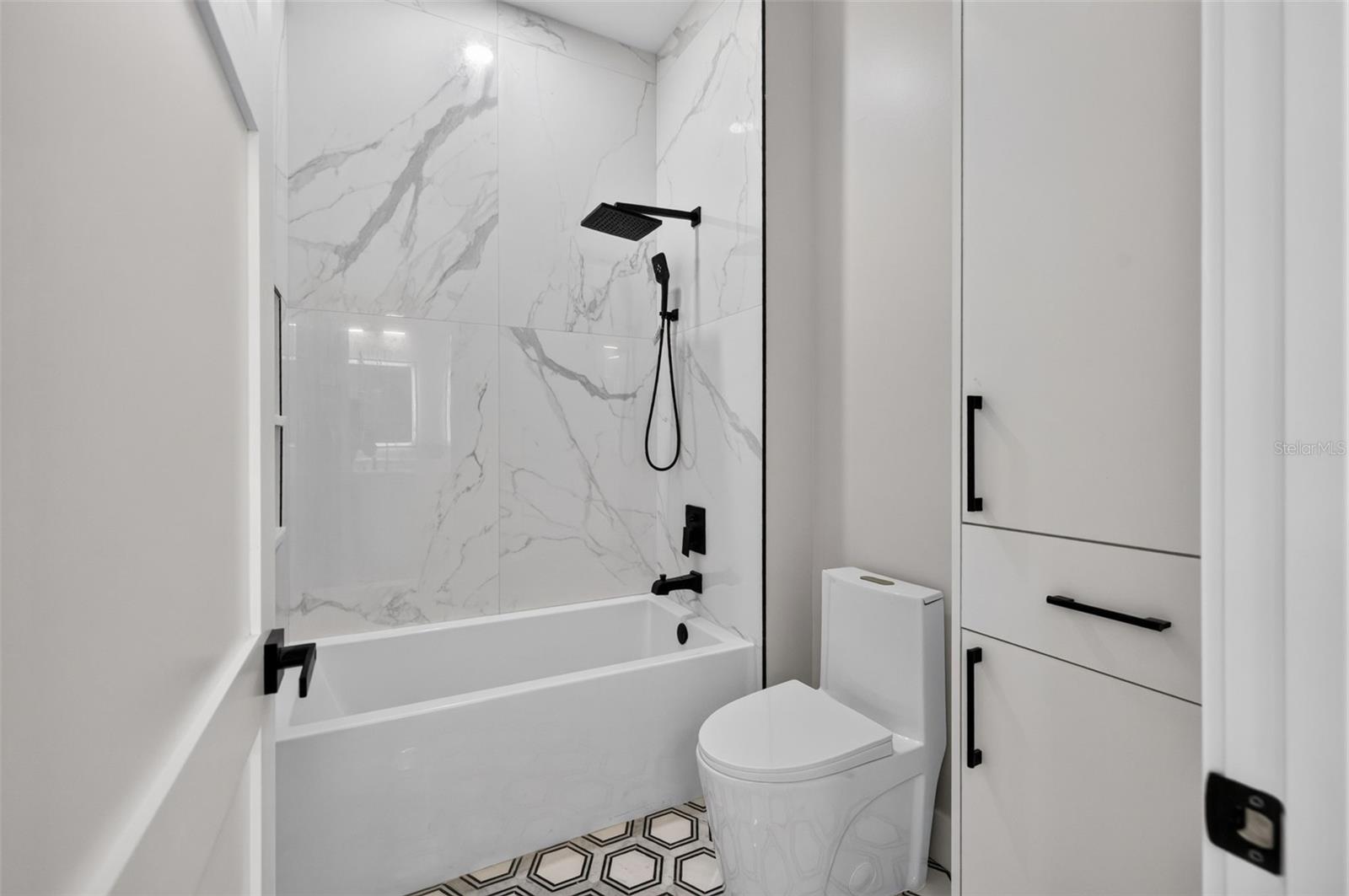 4219 W BAY VIEW AVE — photo 40