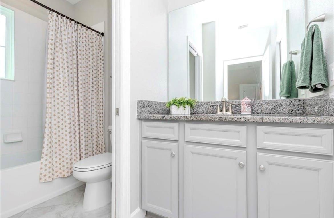 6827 CITRUS CREEK LN — photo 15