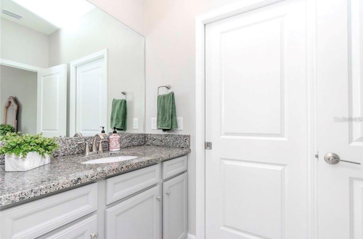 6827 CITRUS CREEK LN — photo 16