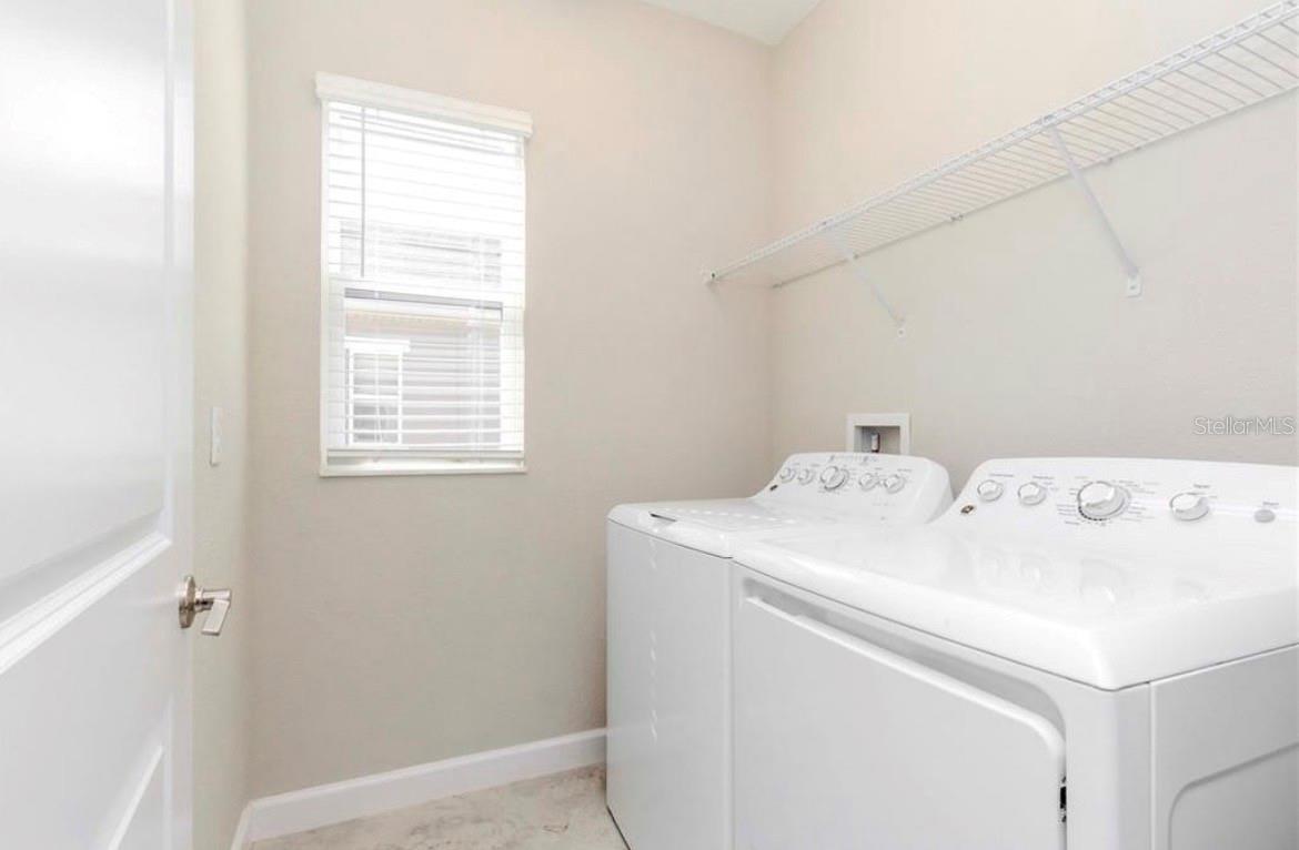 6827 CITRUS CREEK LN — photo 26
