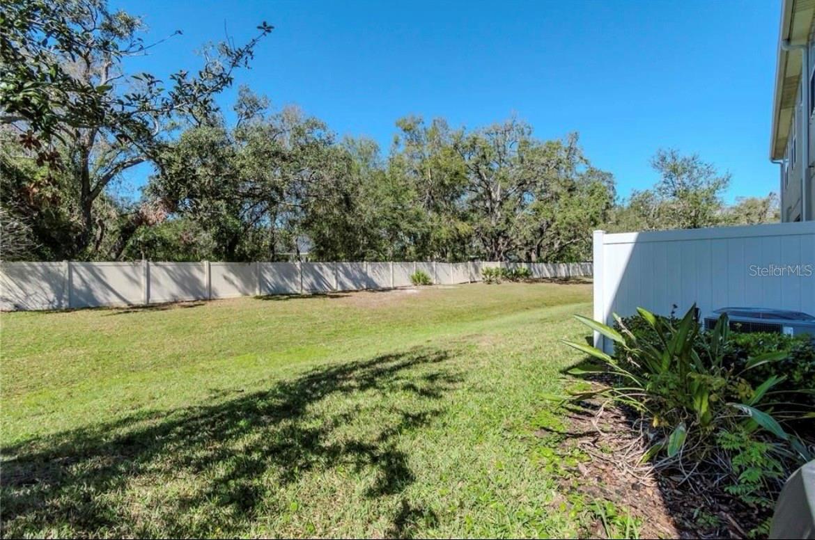 6827 CITRUS CREEK LN — photo 29