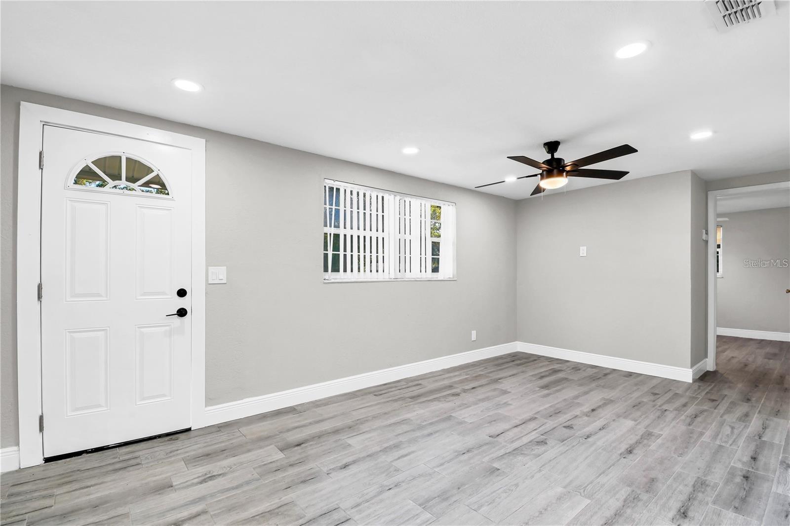 Home in TAMPA — photo 3