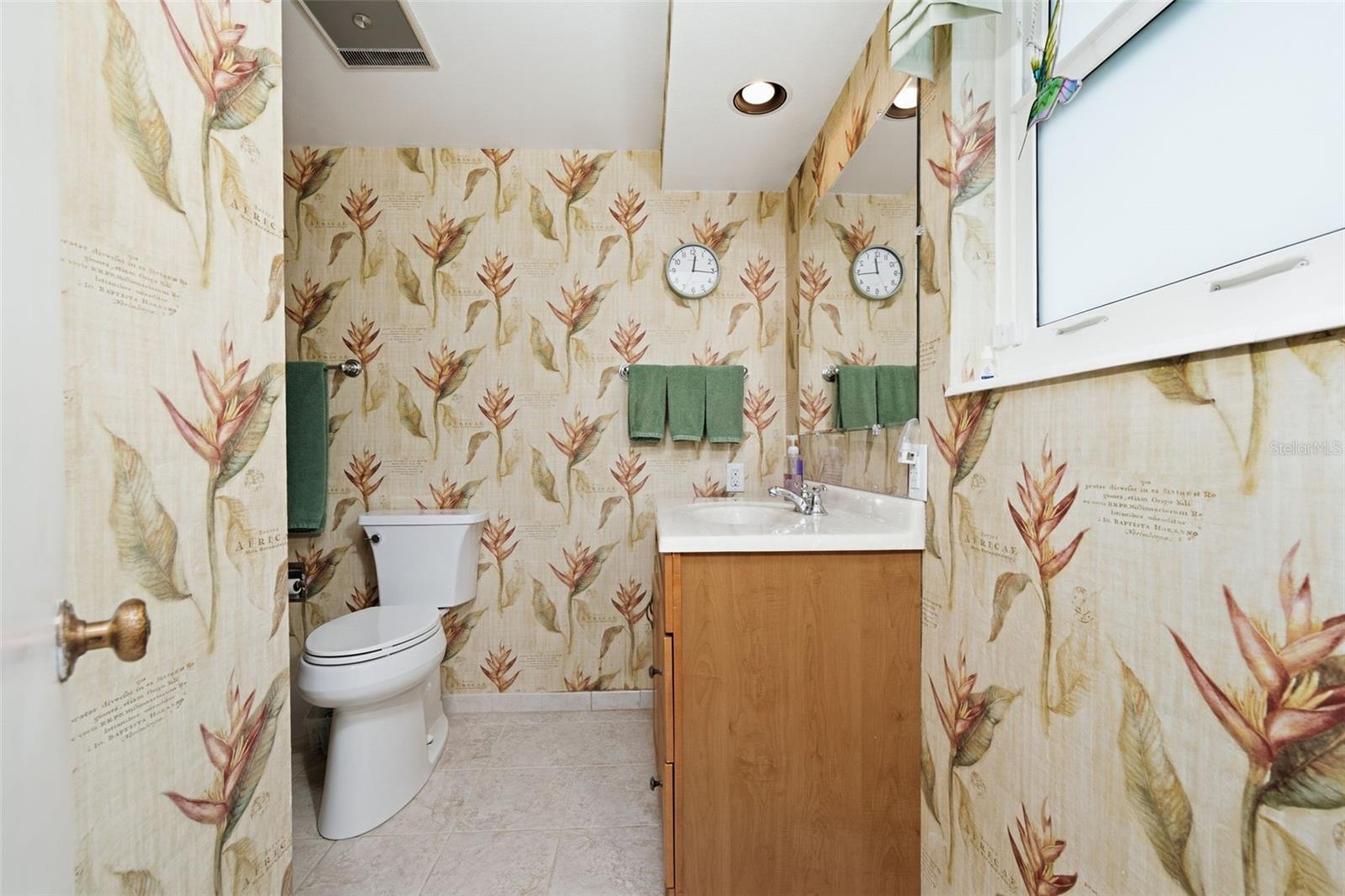 844 MAGELLAN DR — photo 44