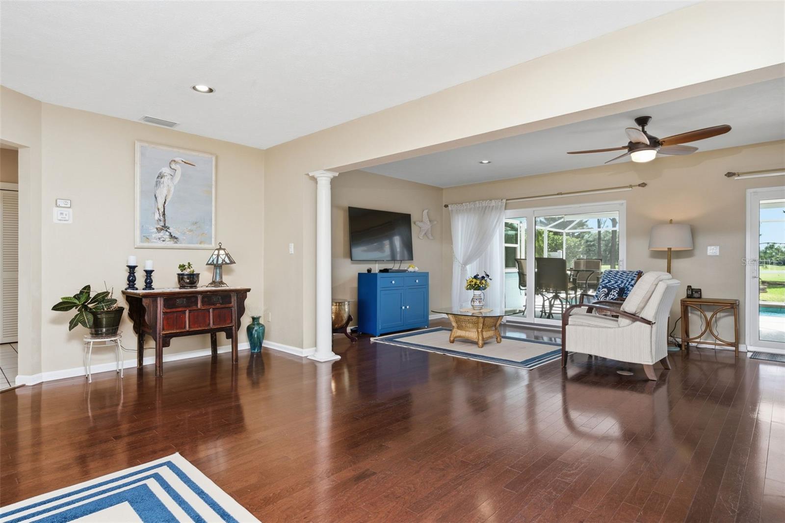 844 MAGELLAN DR — photo 23