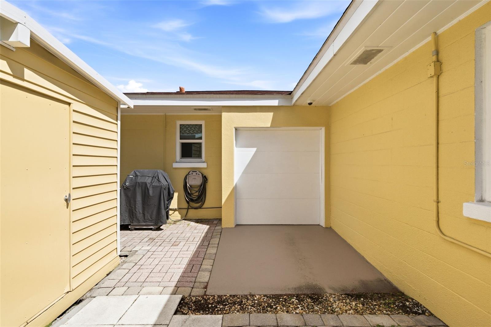 844 MAGELLAN DR — photo 56