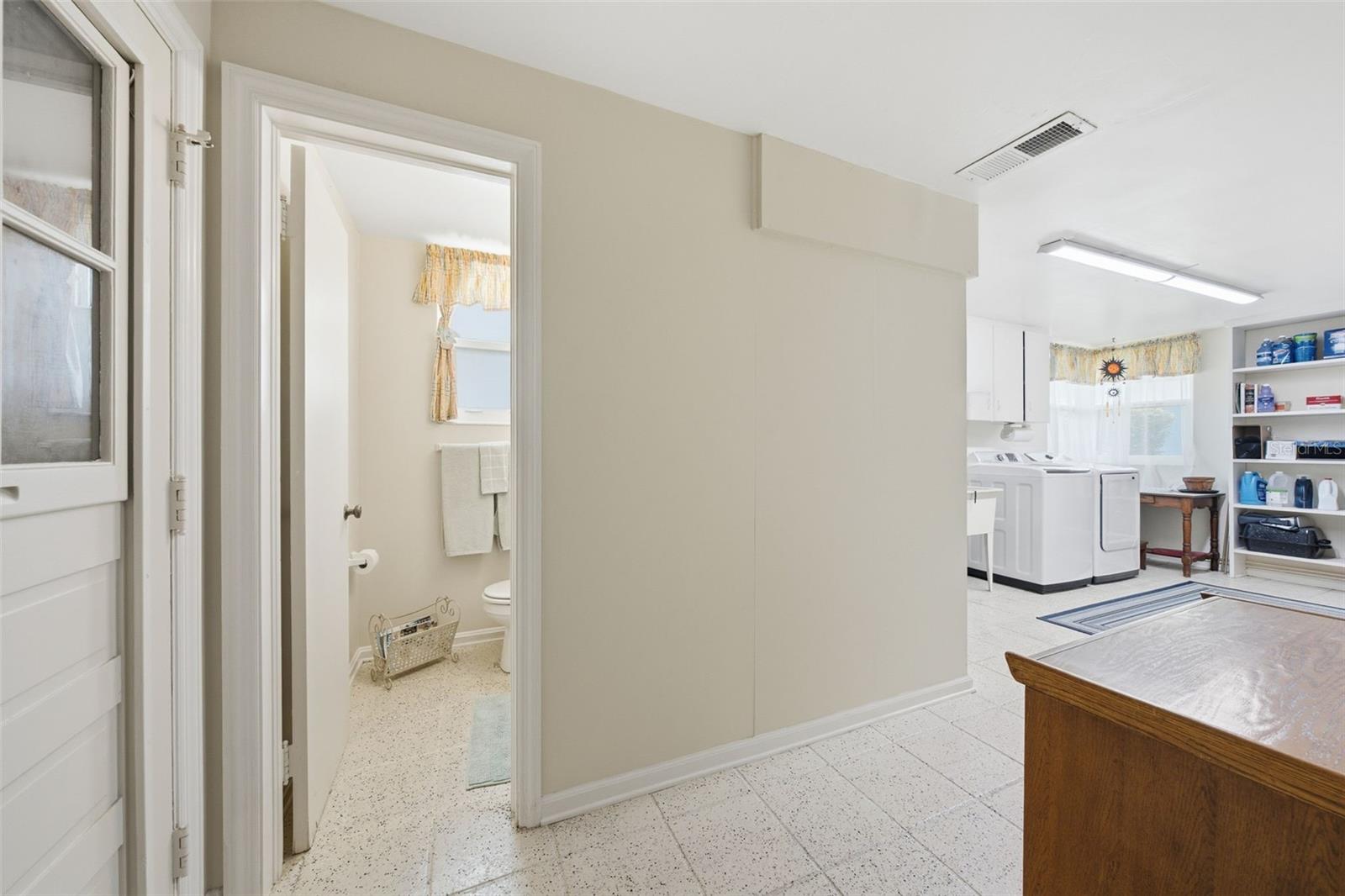 844 MAGELLAN DR — photo 51