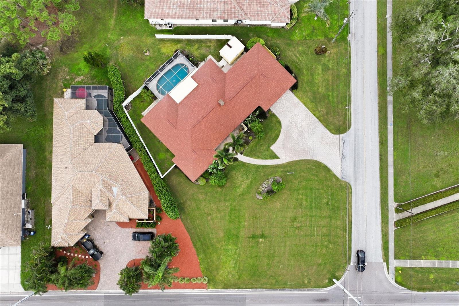 844 MAGELLAN DR — photo 73