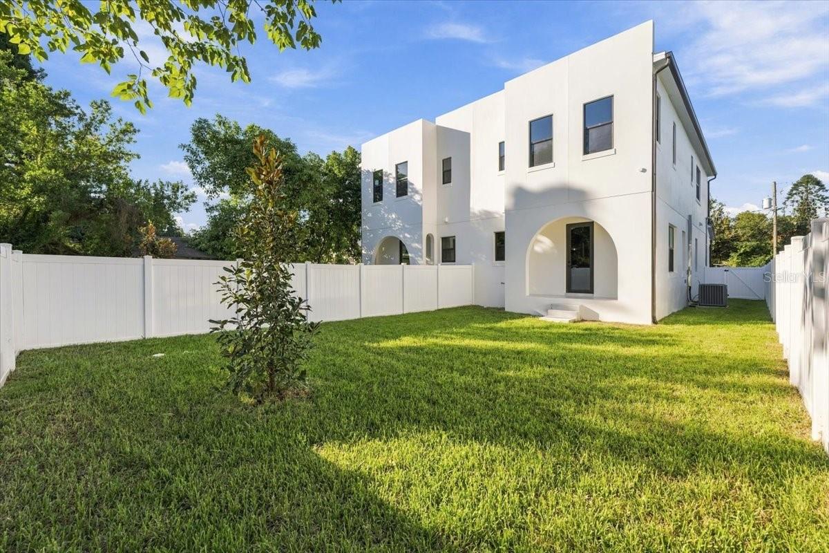 809 E LOUISIANA AVE #2 — photo 41