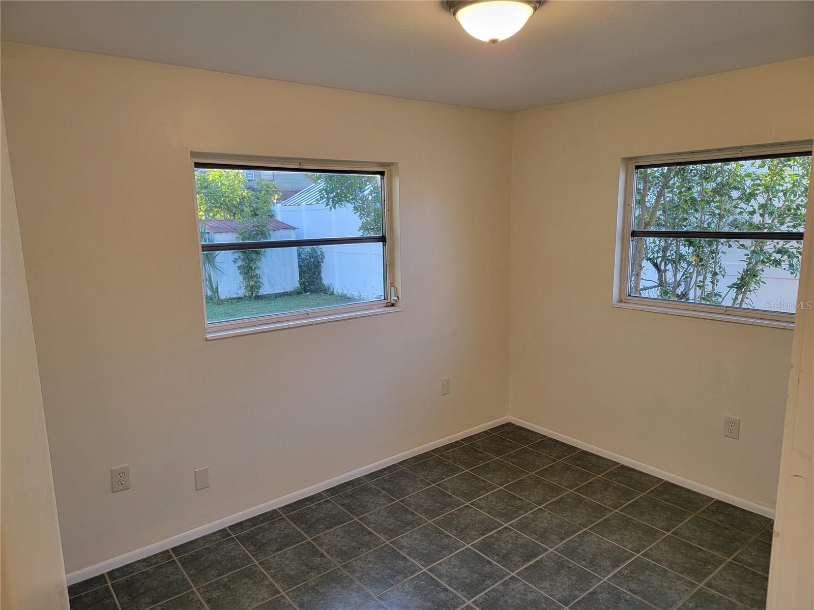 3988 BERKSHIRE DR — photo 26
