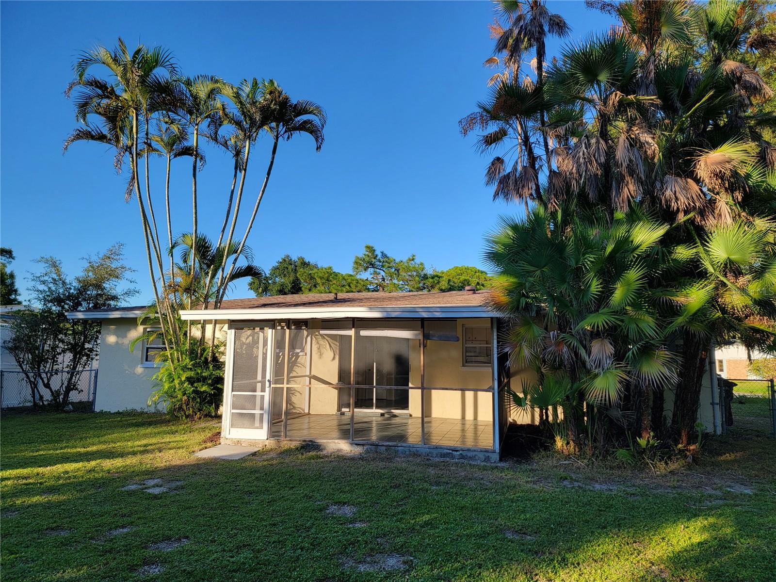 3988 BERKSHIRE DR — photo 6