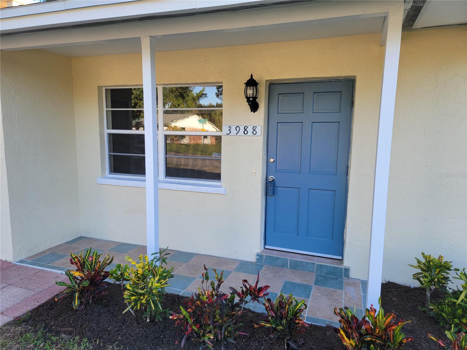 3988 BERKSHIRE DR — photo 2