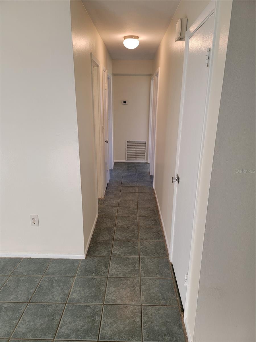 3988 BERKSHIRE DR — photo 22