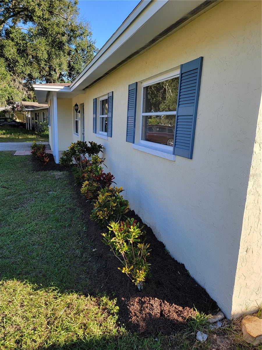 3988 BERKSHIRE DR — photo 9